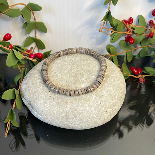 Shell, “Disk Grey” Healing Bracelet.