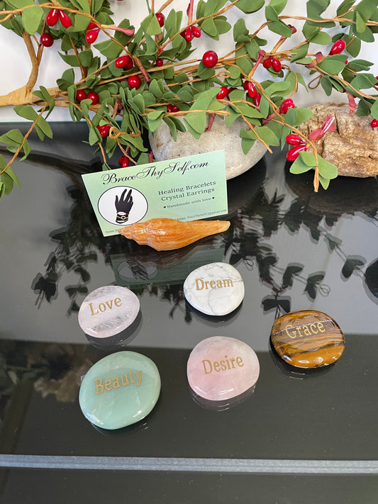 Smooth Palm Crystal, Healing Stones.