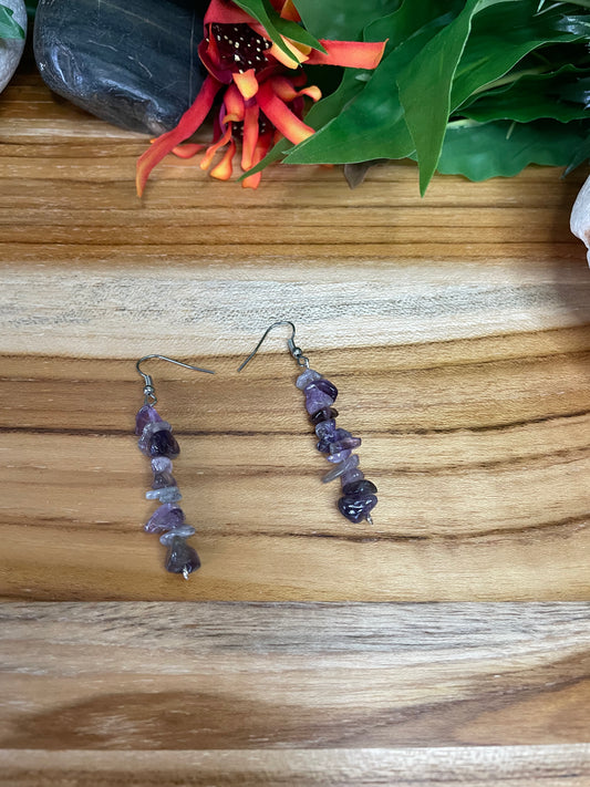 Amethyst Chipped Stones Earrings.