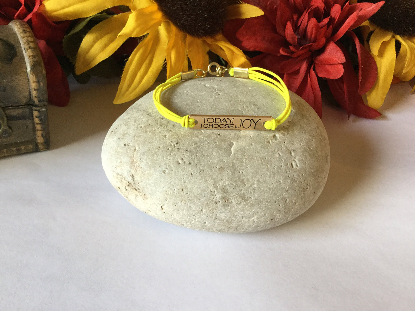 Today I Choose Joy, Antique Metal Inspirational Quoted Bracelet.