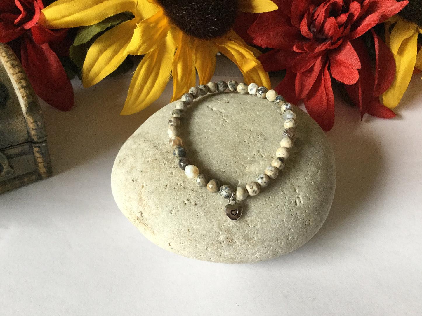Agate, Beige & Grey Stones w/Heart Healing Bracelet.
