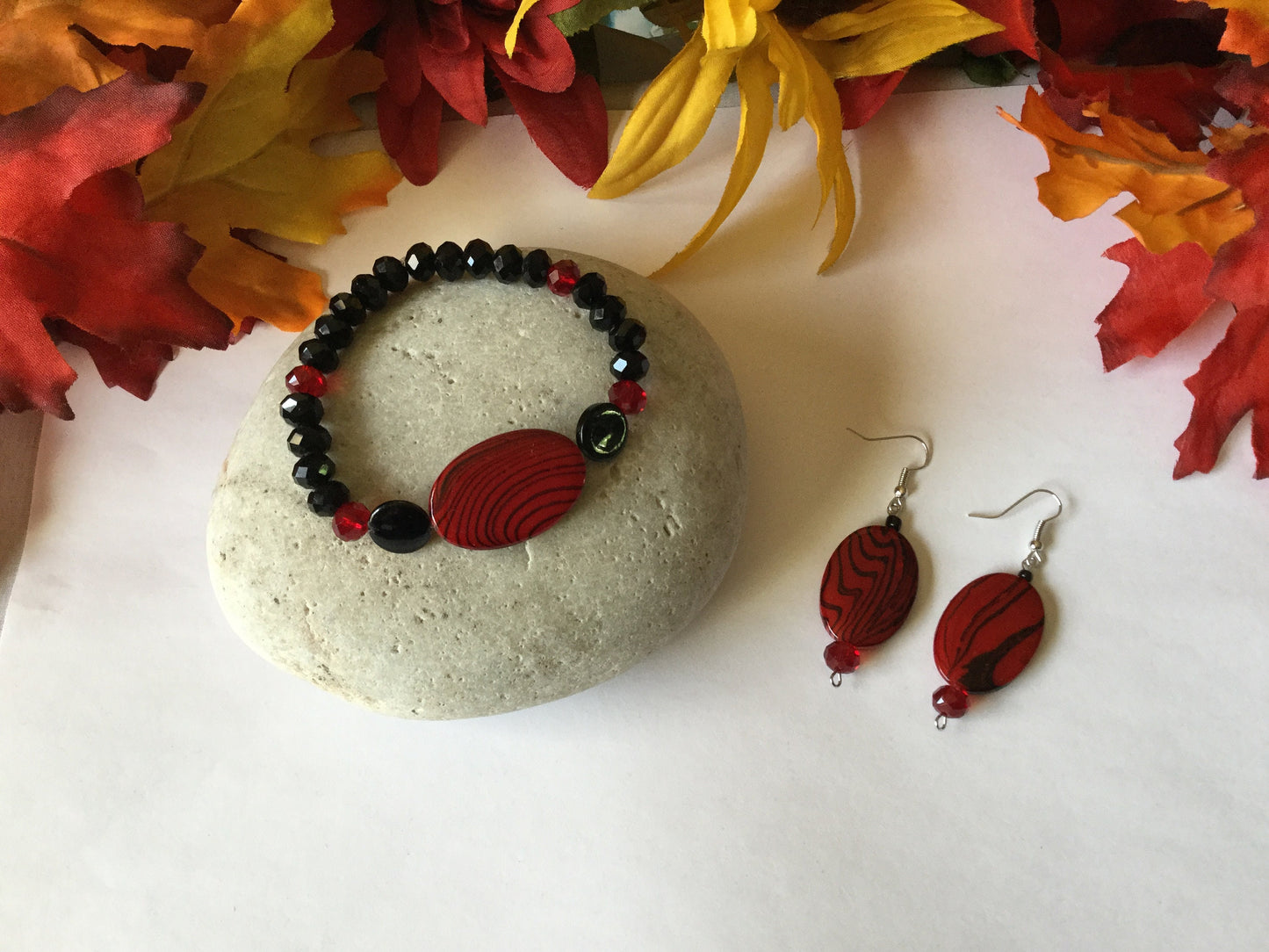 Red & Black Passion Bracelet w/Earrings