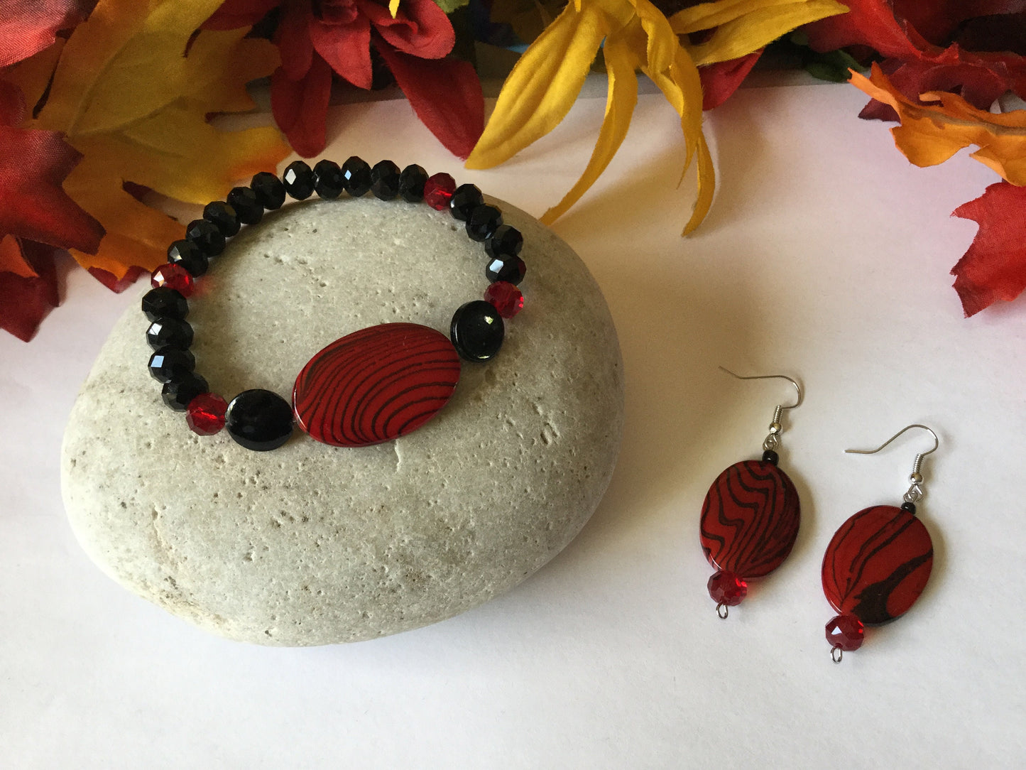Red & Black Passion Bracelet w/Earrings