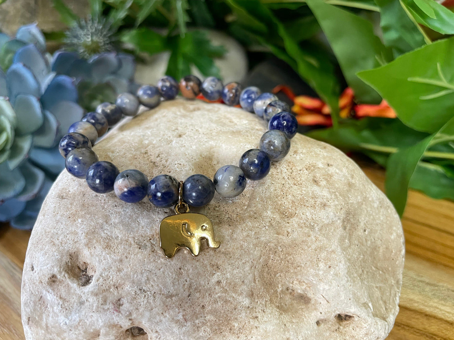 Sodalite w/Elephant, Healing Bracelet.