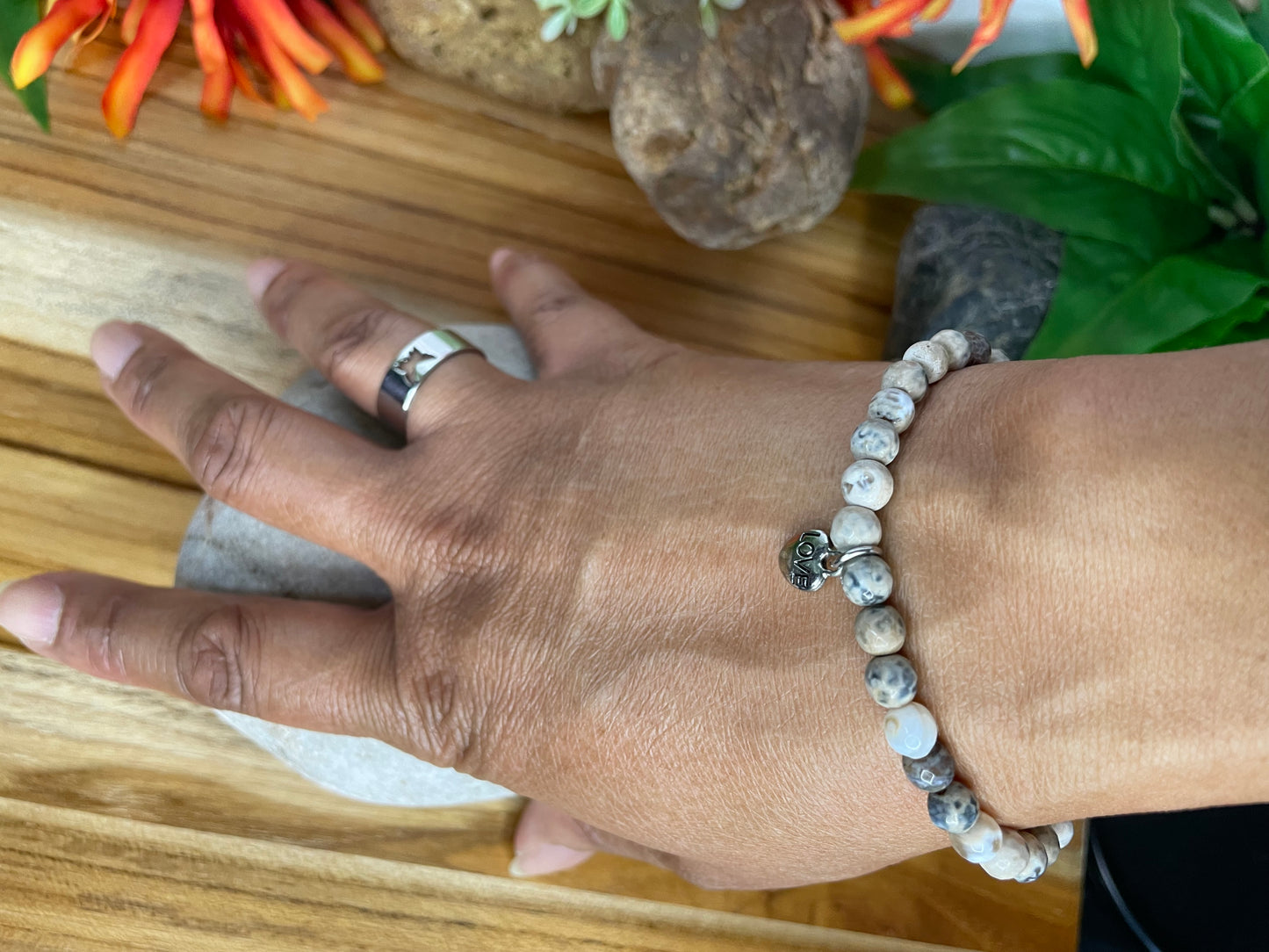 Agate, Beige & Grey Stones w/Heart Healing Bracelet.