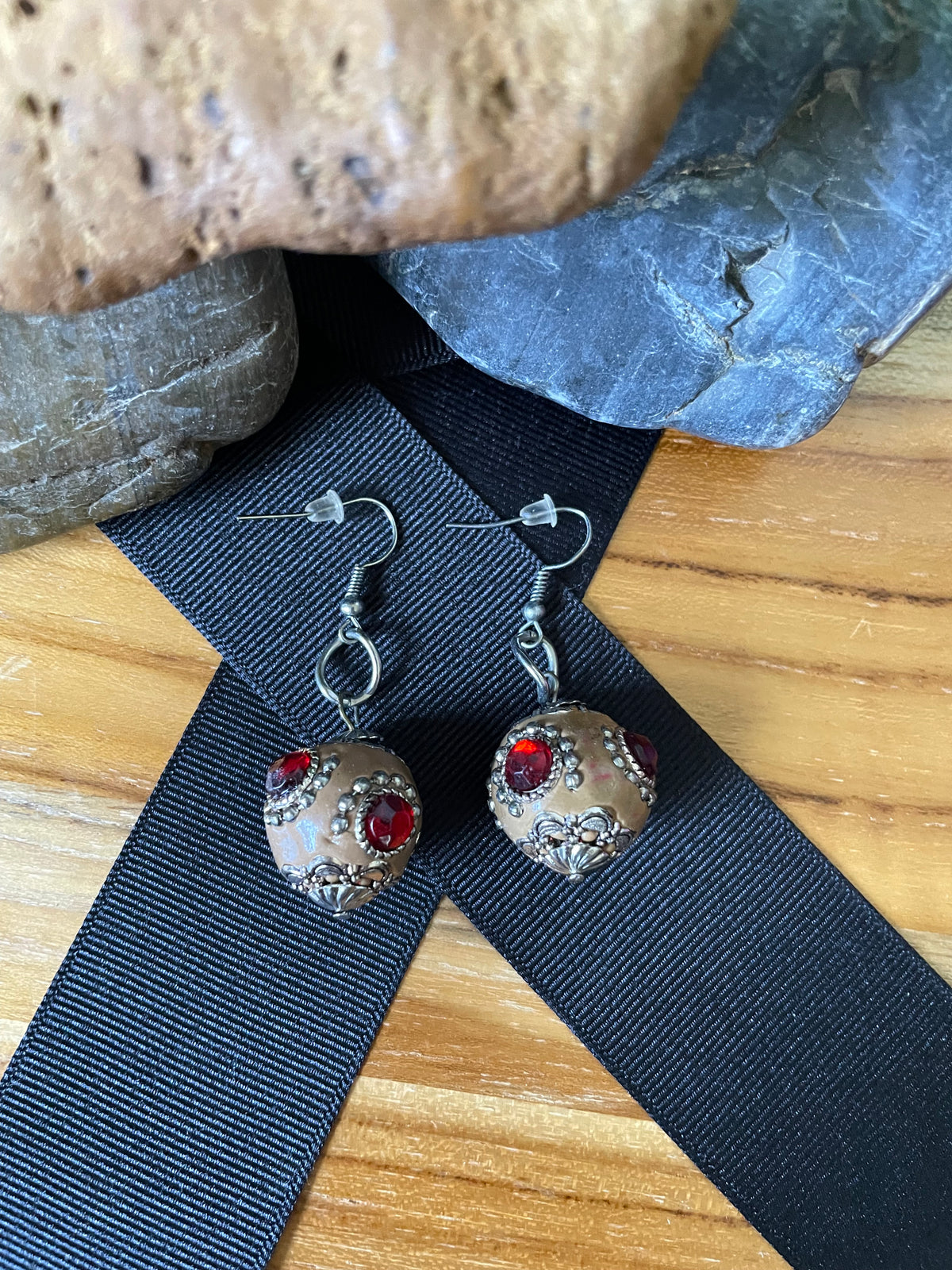 Dark Beige & Silver Chun Ball w/Ruby Stones, Earrings