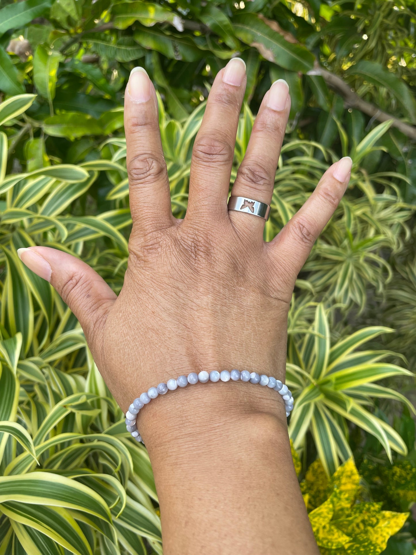 Mother Of Pearl, Light Grey Healing Bracelet.