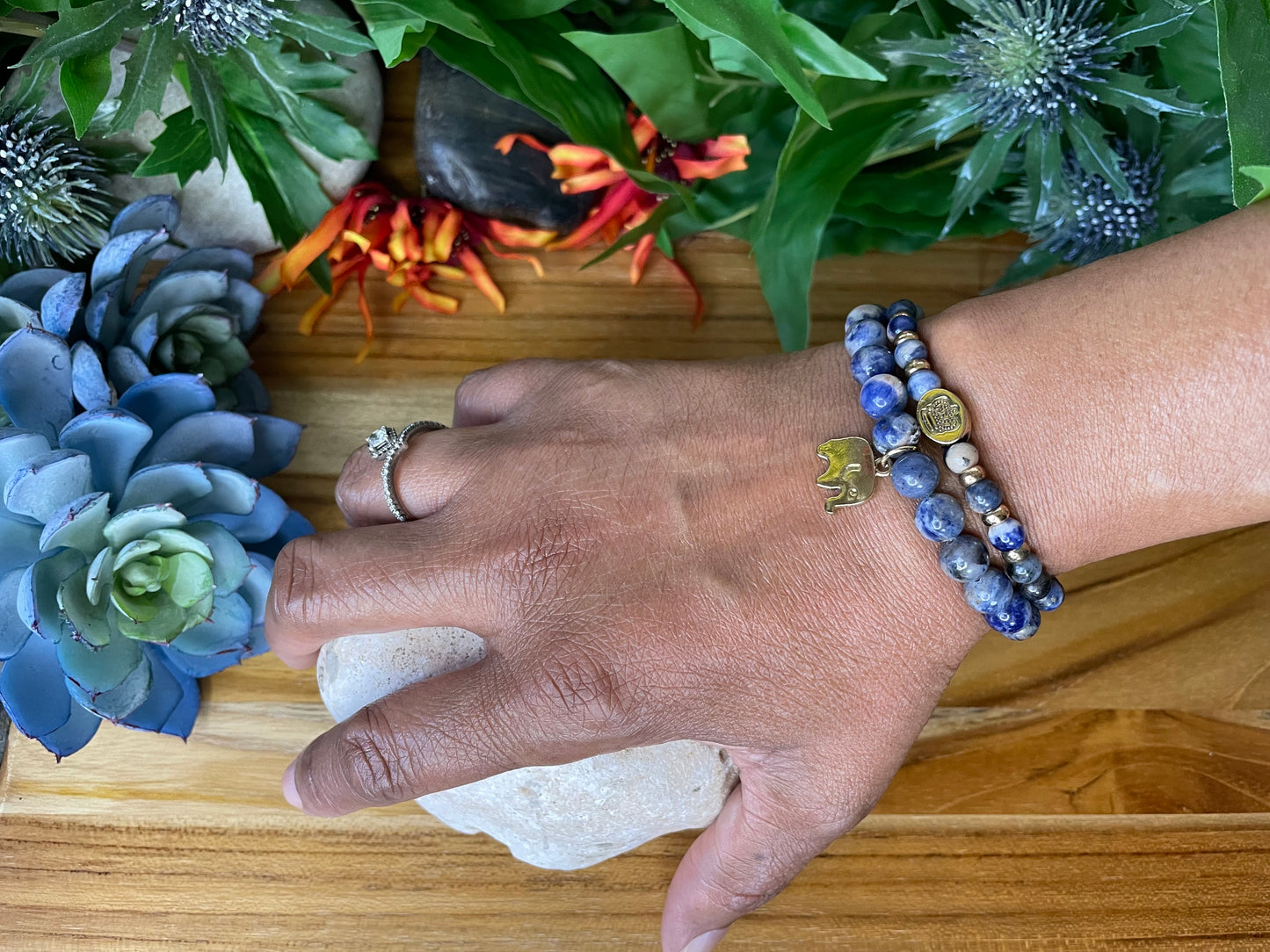 Sodalite w/Elephant, Healing Bracelet.