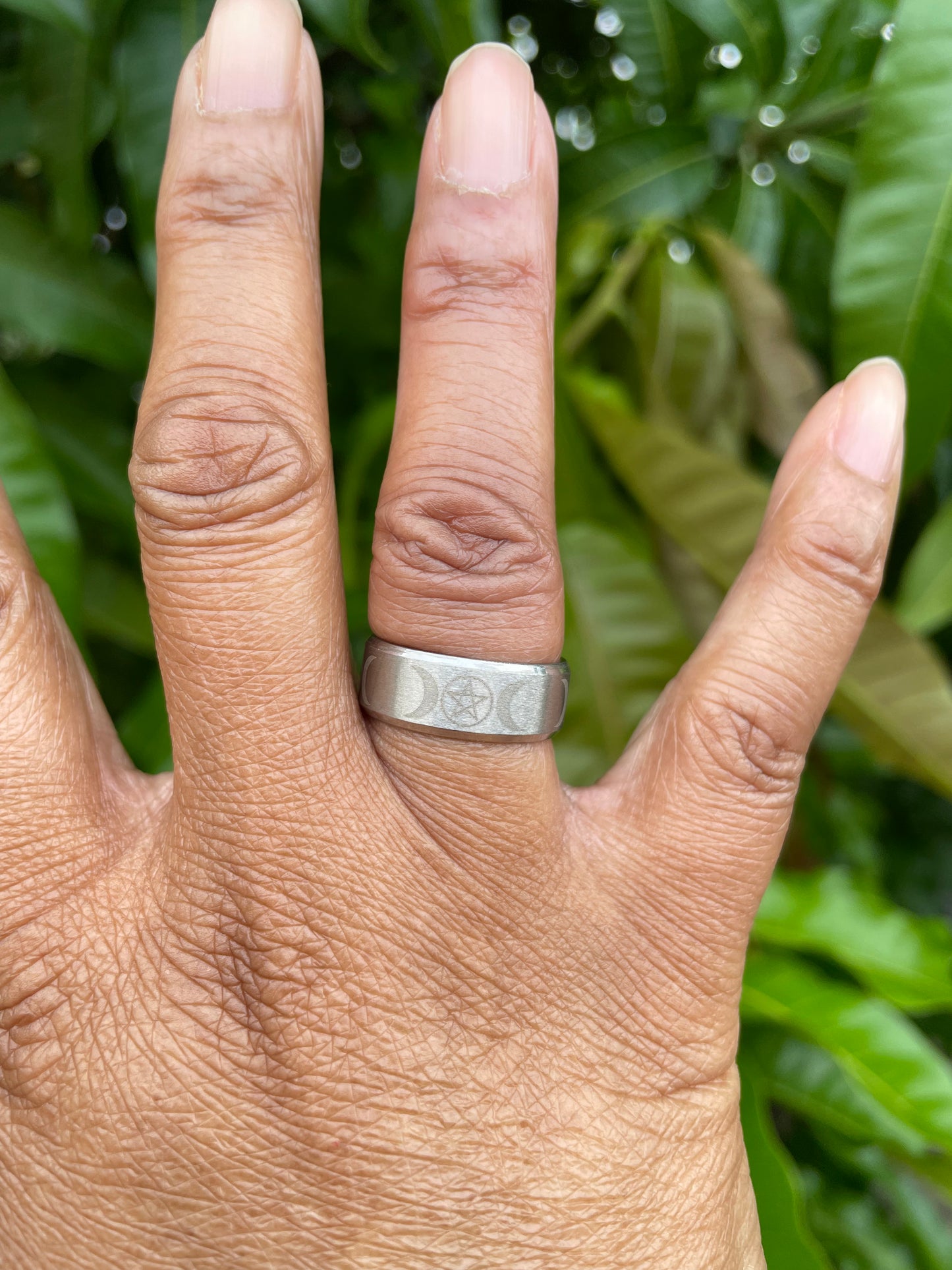 Triple Moon Symbol, Silver sz/8.25 Healing Ring.