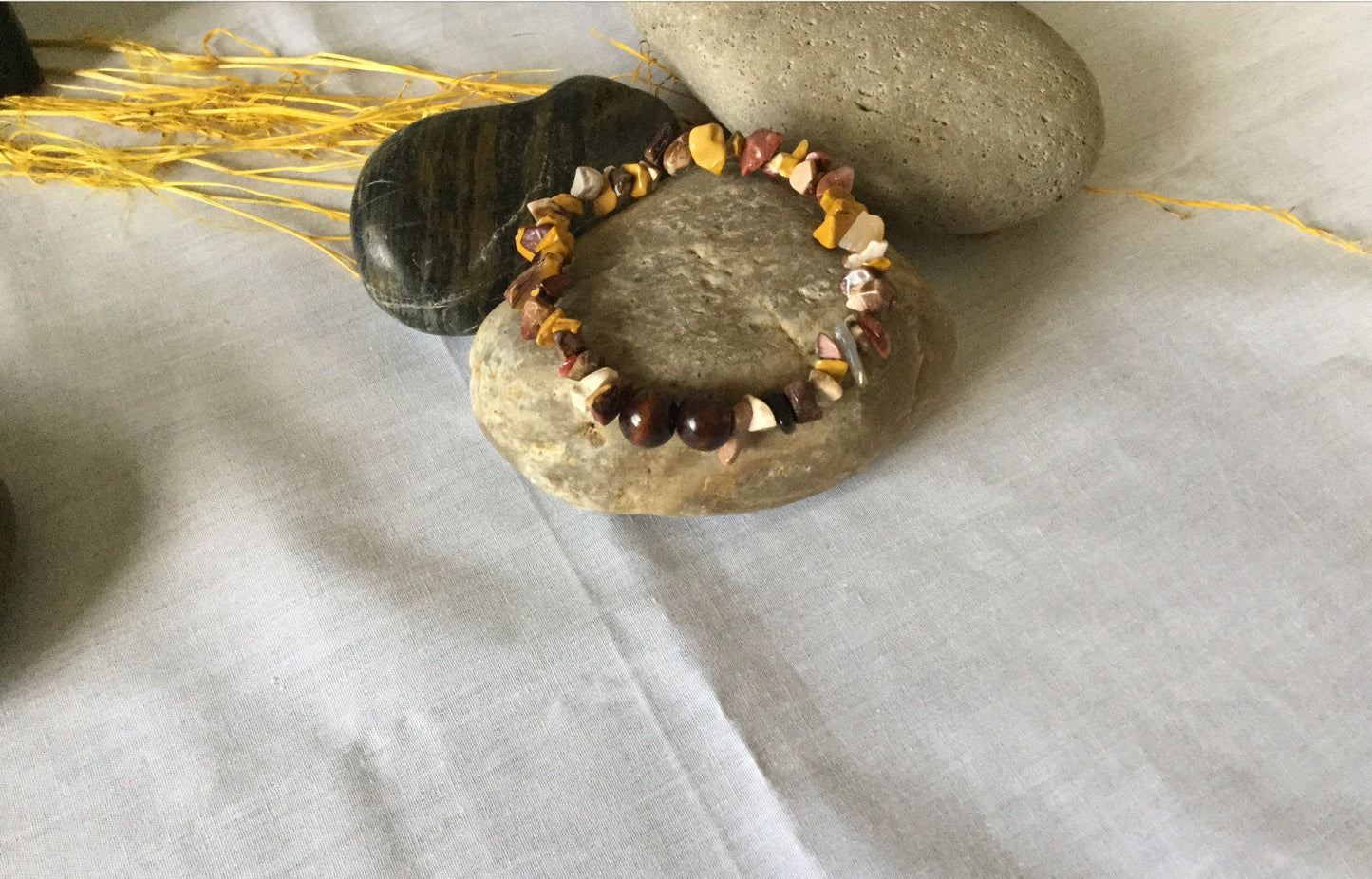 Natural Wood w/Mookiate Healing Stones Chips Bracelet.