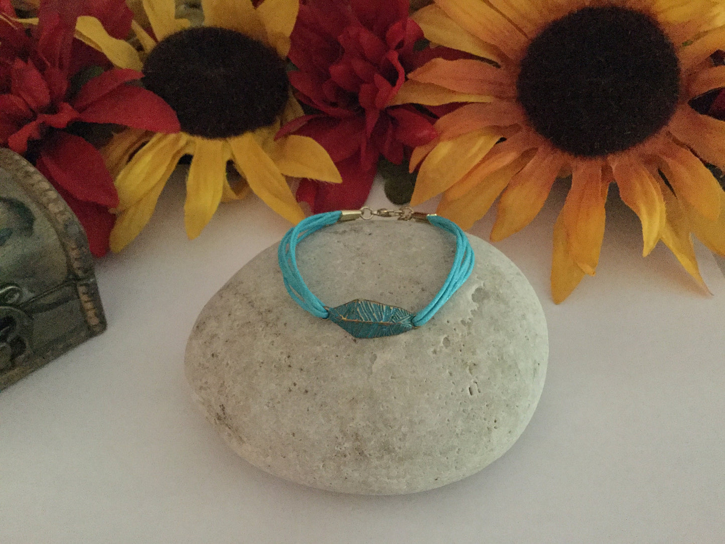 Leaf Turquoise, Turquoise Hemp Metal Inspirational Bracelet.