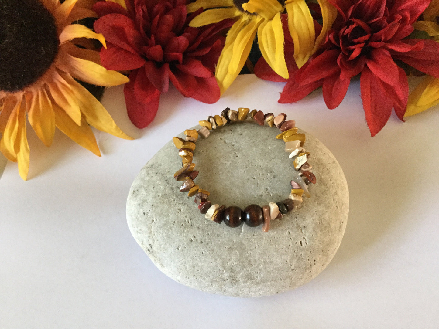 Natural Wood w/Mookiate Healing Stones Chips Bracelet.