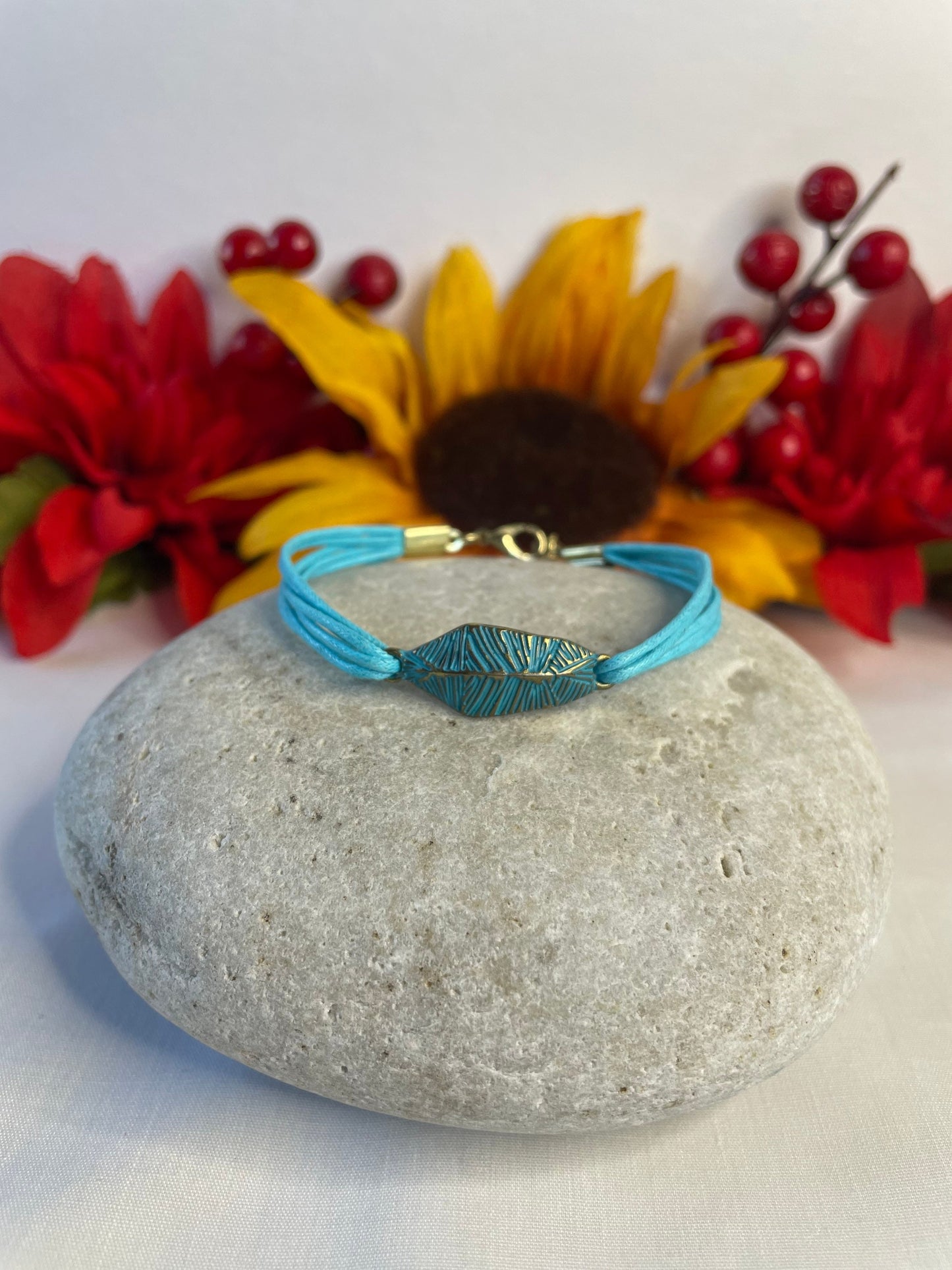 Leaf Turquoise, Turquoise Hemp Metal Inspirational Bracelet.