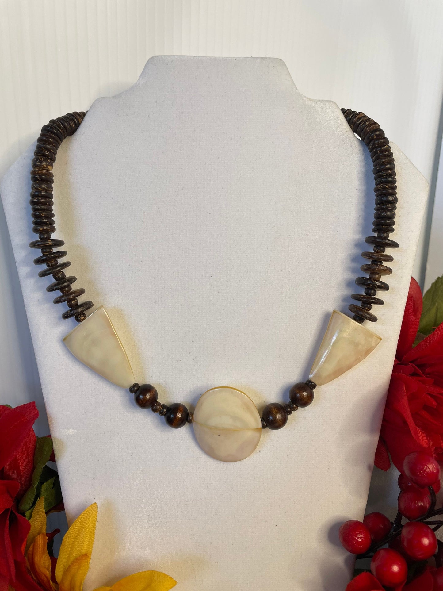 Brown Beaded Necklace w/Beige beads.