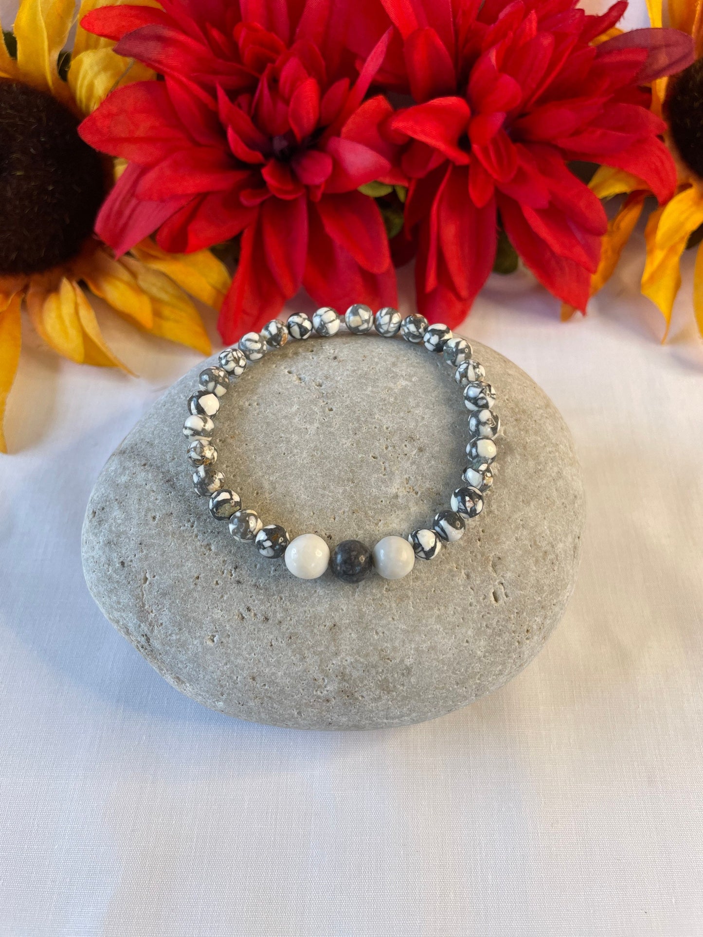 White Howlite w/Zebra Stones, Healing Bracelet.